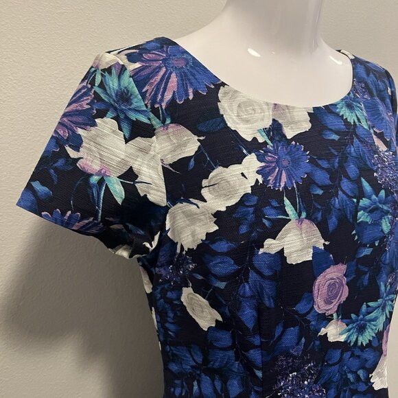 Talbots Sheath Dress Floral Size 4 Lined Blue Purple Cotton Business Work Office - Picture 9 of 9